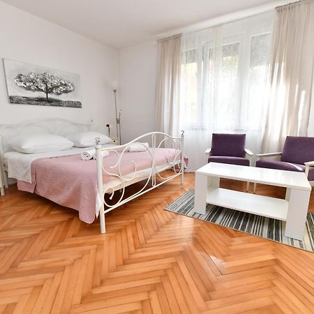 Appartamento Cozy 16A Zara Esterno foto