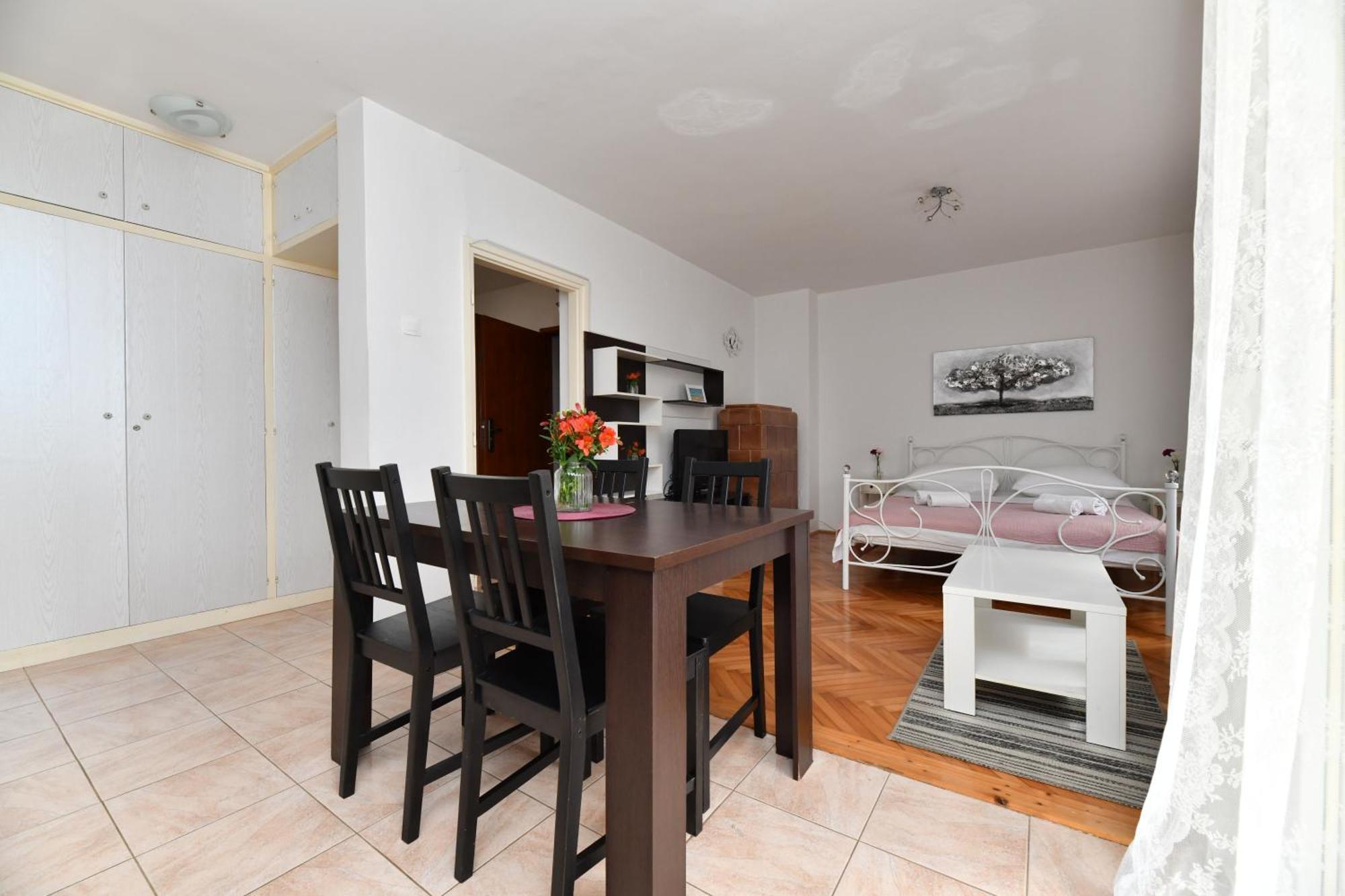 Appartamento Cozy 16A Zara Esterno foto